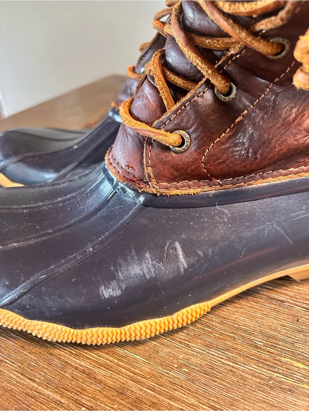 Sperry saltwater duck boots size 9